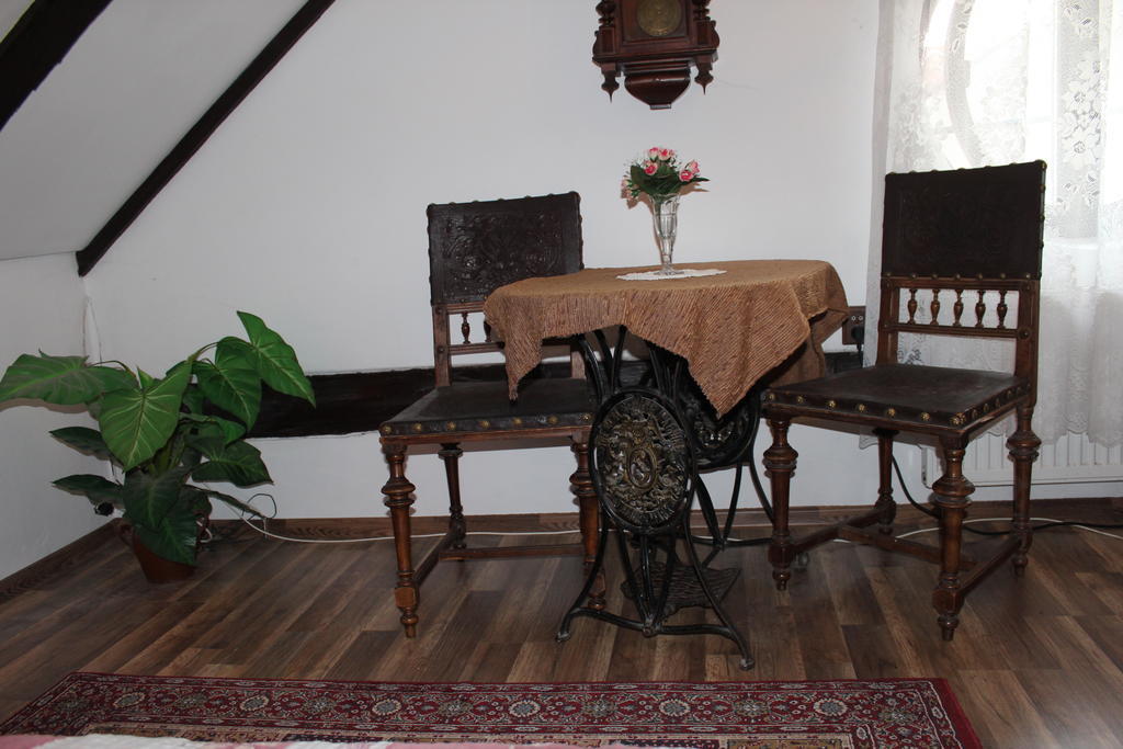 Penzion St. Florian Příbor מראה חיצוני תמונה